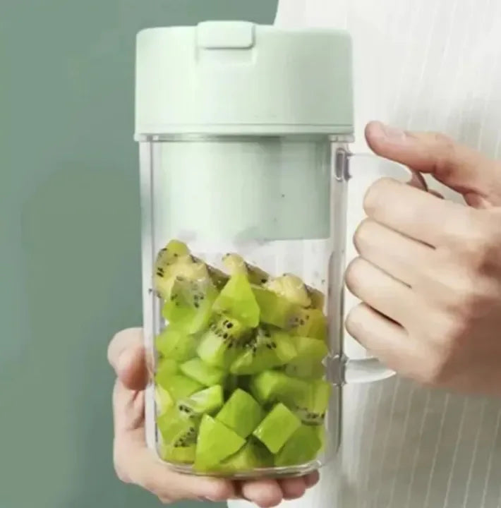 Professional Mini Juicer – Portable Blender